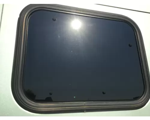 Peterbilt 587 Sleeper Window