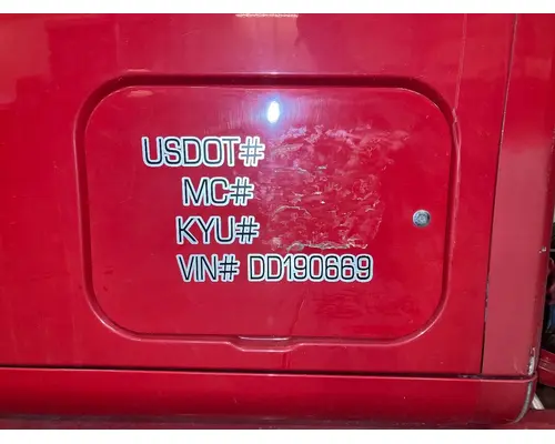 Sleeper Peterbilt 587 Vander Haags Inc Sf