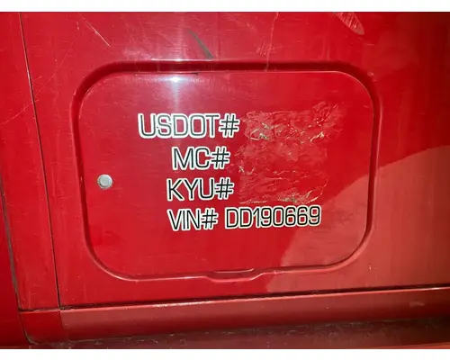 Sleeper Peterbilt 587 Vander Haags Inc Sf