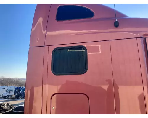 Peterbilt 587 Sleeper