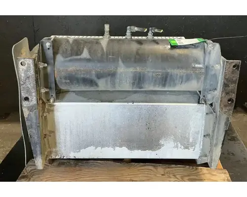 Peterbilt 587 Tool Box