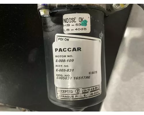 Peterbilt 587 Wiper Motor, Windshield