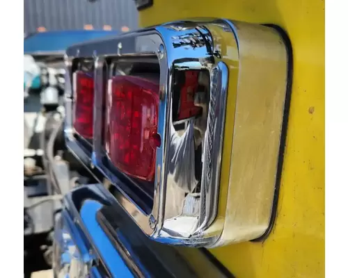 Pierce Arrow XT Headlamp Assembly