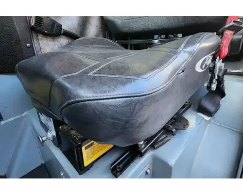 Pierce Custom Contender Seat, Front