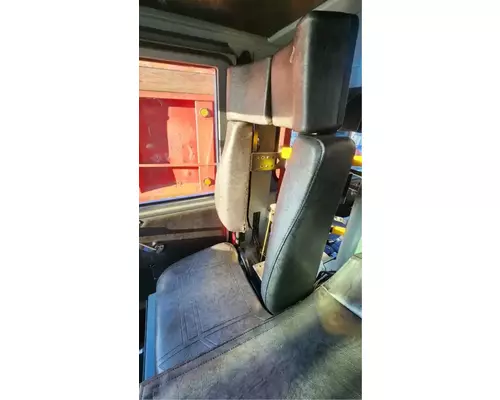 Pierce Custom Contender Seat, Front