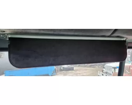 Pierce Custom Contender Sun Visor (External)