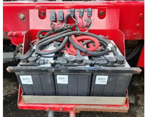 Pierce Saber Battery Box