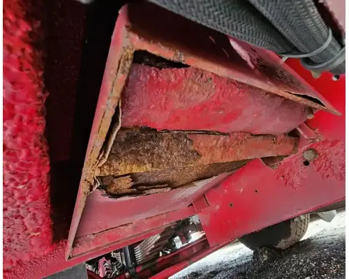 Pierce Saber Battery Box