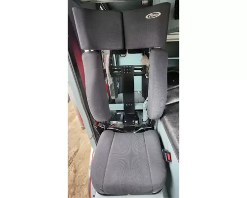 Pierce Saber Seat, Front