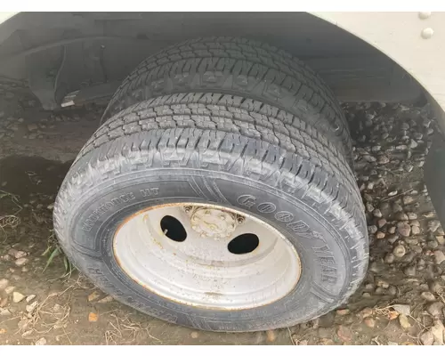 Pilot 16.0 STEEL Tire and Rim