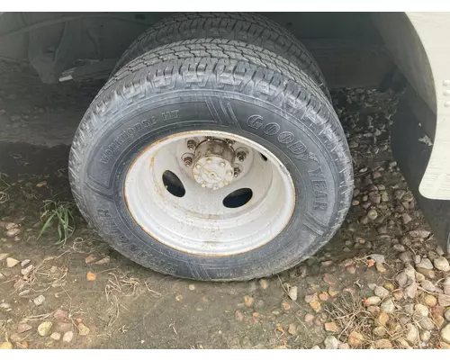 Pilot 16.0 STEEL Tire and Rim