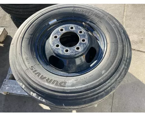 Pilot 16.0 STEEL Tire and Rim