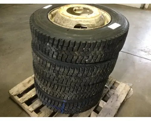 Tire And Rim Pilot 19.5 STEEL Vander Haags Inc Sf