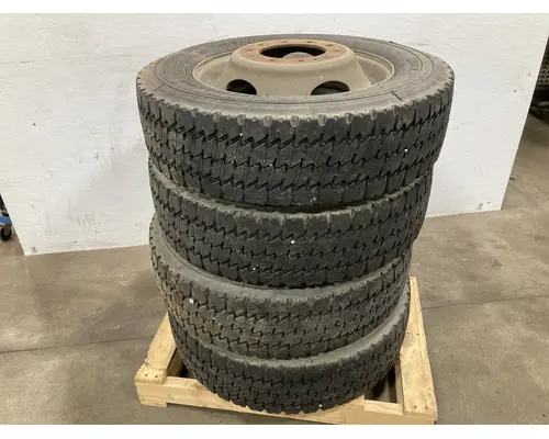 Tire And Rim Pilot 19.5 STEEL Vander Haags Inc Sf