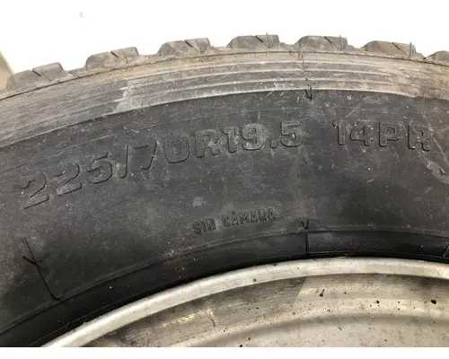 Pilot 19.5 ALUM Tire and Rim