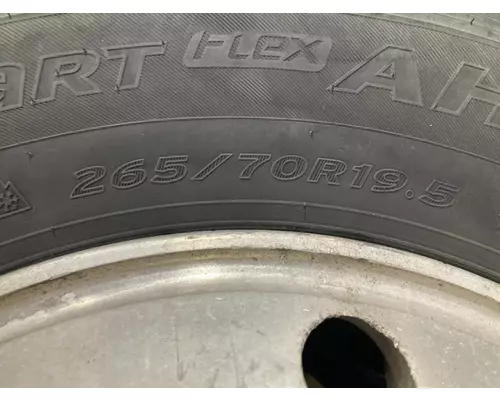 Pilot 19.5 ALUM Tire and Rim