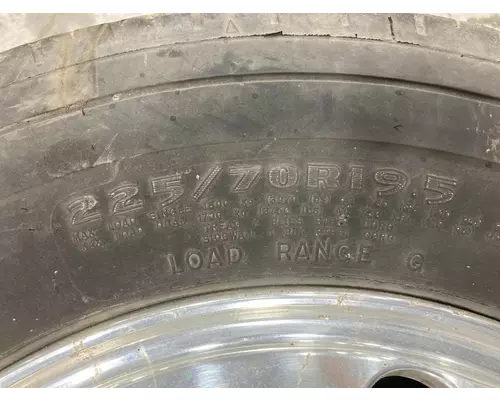 Pilot 19.5 ALUM Tire and Rim