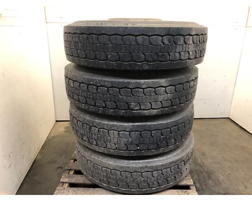 Tire And Rim Pilot 22.5 ALUM Vander Haags Inc DM