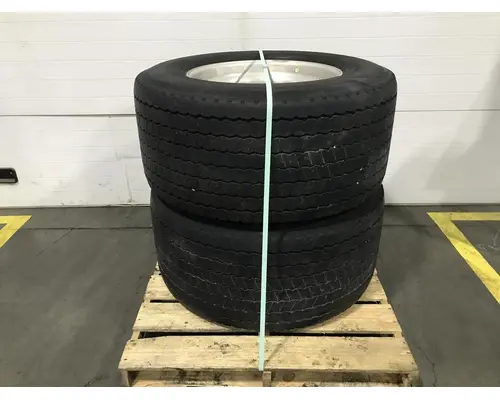 Tire And Rim Pilot 22.5 ALUM Vander Haags Inc Kc