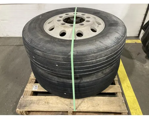 Tire And Rim Pilot 22.5 ALUM Vander Haags Inc Kc
