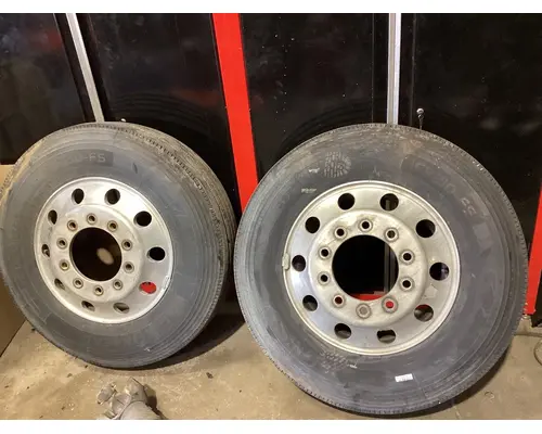 Tire And Rim Pilot 22.5 ALUM Vander Haags Inc Col