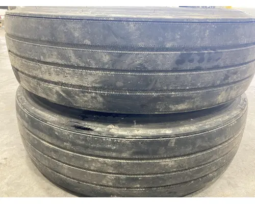 Tire And Rim Pilot 22.5 STEEL Vander Haags Inc Col