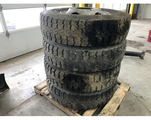 Tire And Rim Pilot 22.5 STEEL Vander Haags Inc Col