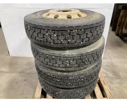 Tire And Rim Pilot 22.5 ALUM Vander Haags Inc Sf