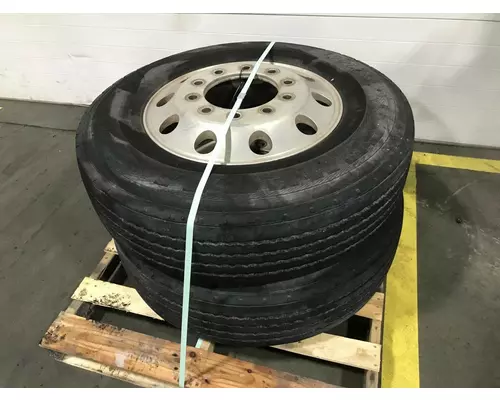 Tire And Rim Pilot 22.5 ALUM Vander Haags Inc Kc