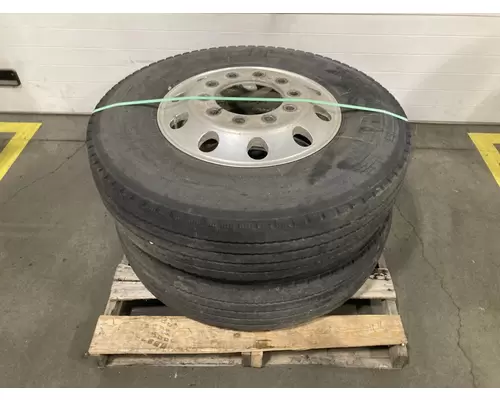 Tire And Rim Pilot 22.5 ALUM Vander Haags Inc Kc