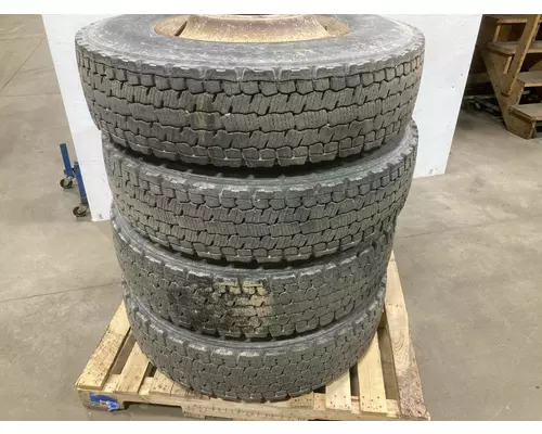 Tire And Rim Pilot 22.5 STEEL Vander Haags Inc Sf
