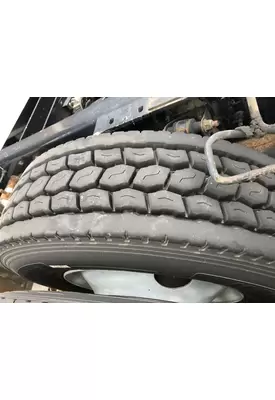 Pilot 22.5 ALUM Tire and Rim