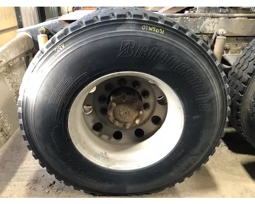 Pilot 22.5 ALUM Tire and Rim