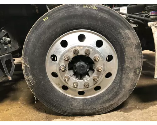 Pilot 22.5 ALUM Tire and Rim