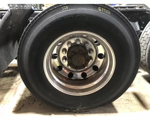 Pilot 22.5 ALUM Tire and Rim