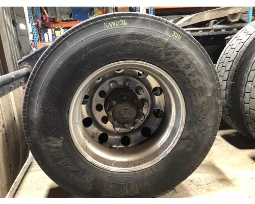 Pilot 22.5 ALUM Tire and Rim