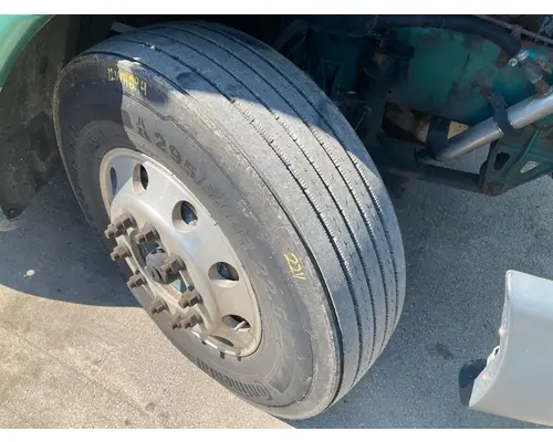 Pilot 22.5 ALUM Tire and Rim