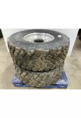 Pilot 22.5 ALUM Tire and Rim