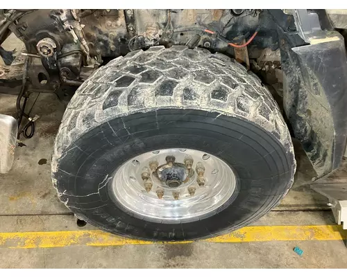 Pilot 22.5 ALUM Tire and Rim