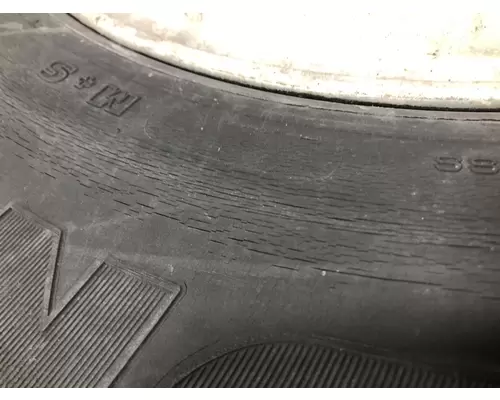 Pilot 22.5 ALUM Tire and Rim