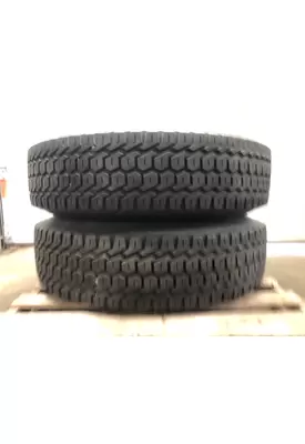 Pilot 22.5 ALUM Tire and Rim