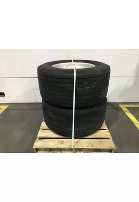 Pilot 22.5 ALUM Tire and Rim