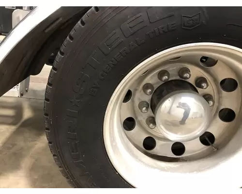 Pilot 22.5 ALUM Tire and Rim