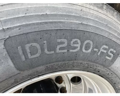 Pilot 22.5 ALUM Tire and Rim