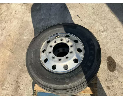 Pilot 22.5 ALUM Tire and Rim