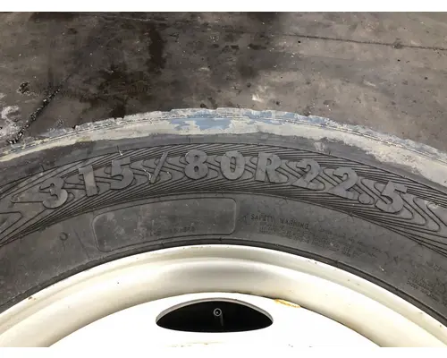 Pilot 22.5 STEEL Tire and Rim