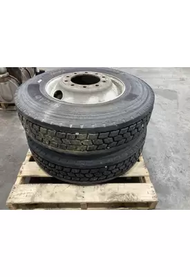 Pilot 22.5 STEEL Tire and Rim