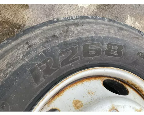 Pilot 22.5 STEEL Tire and Rim