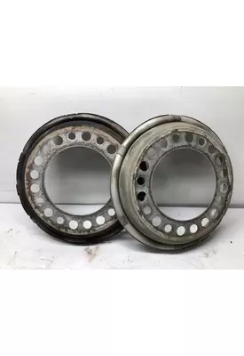 Pilot 22.5 STEEL Wheel