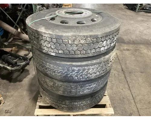 Tire And Rim Pilot 24.5 ALUM Vander Haags Inc WM